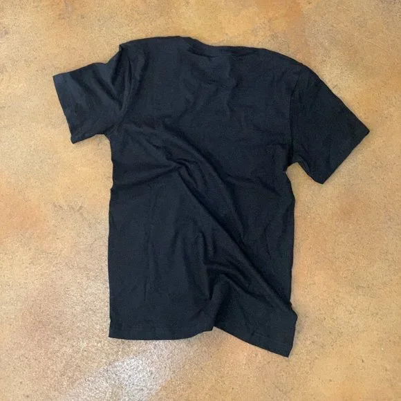 Men's Charcoal Gray Turquoise Zia Symbol Graphic Tee - Picture 3 of 4